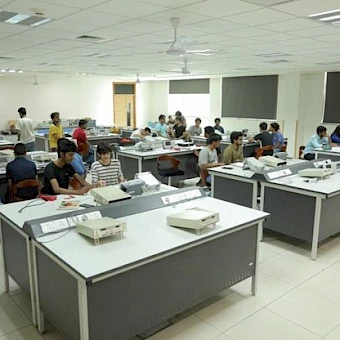 Physics Electronics Teaching Laboratory