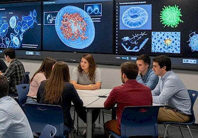 Biomedical Engineering vs Biotechnology: Here’s What Recruiters & Experts Say in 2025